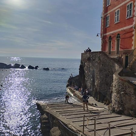شقة Casa Vacanze Tita La Tua Base Per Visitare Il Mare Delle Cinque Terre لا سبيتسْيا المظهر الخارجي الصورة